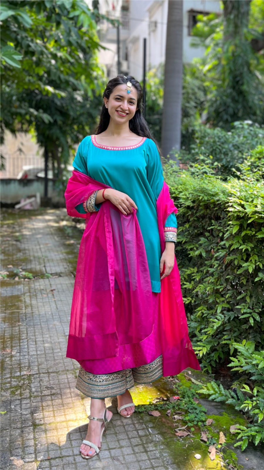 'NOOR' Middle Eastern Fit Silk & Brocade set