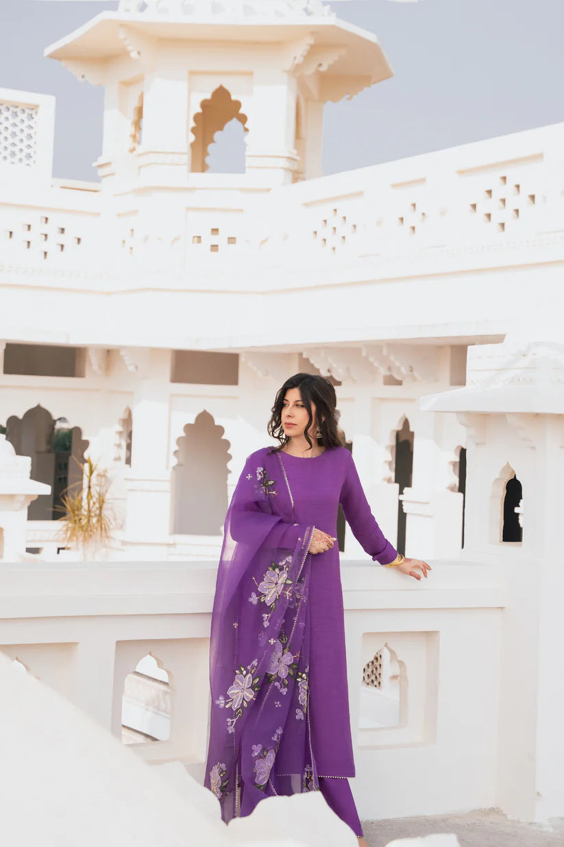 Inaya