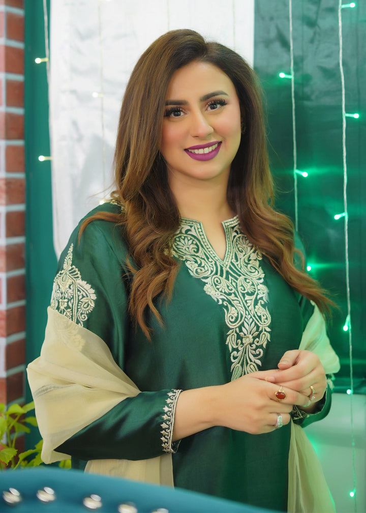 Shayari Emerald green sheesha silk Shirt and Shalwar with Dupatta