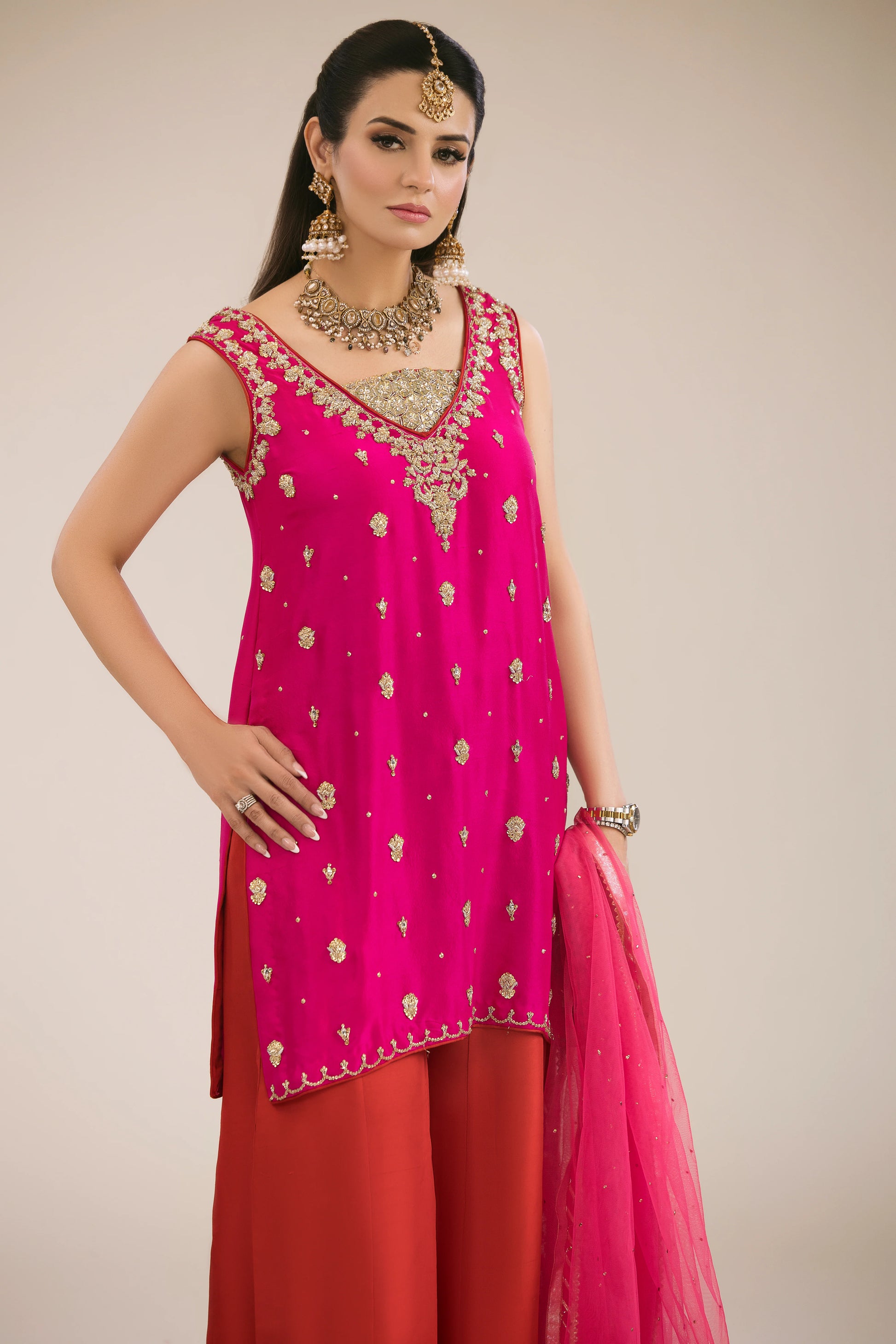 AATSHI GHULABI