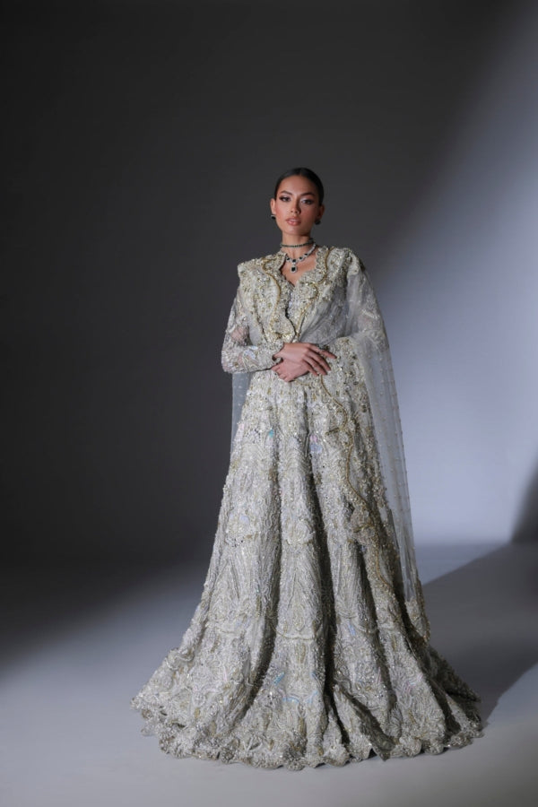 Luxurious Pakistani Bridal Wear Grey Lehenga Choli