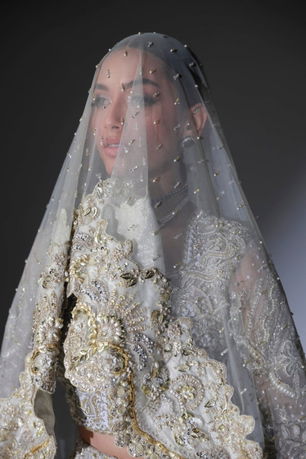 Luxurious Pakistani Bridal Wear Grey Lehenga Choli