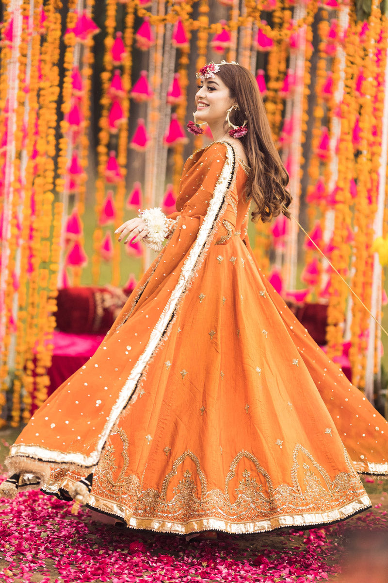 Orange Pishwas