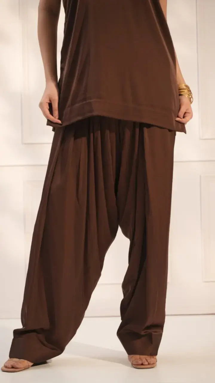'SAND' Middle Eastern Fit Kurta Set with Dupatta