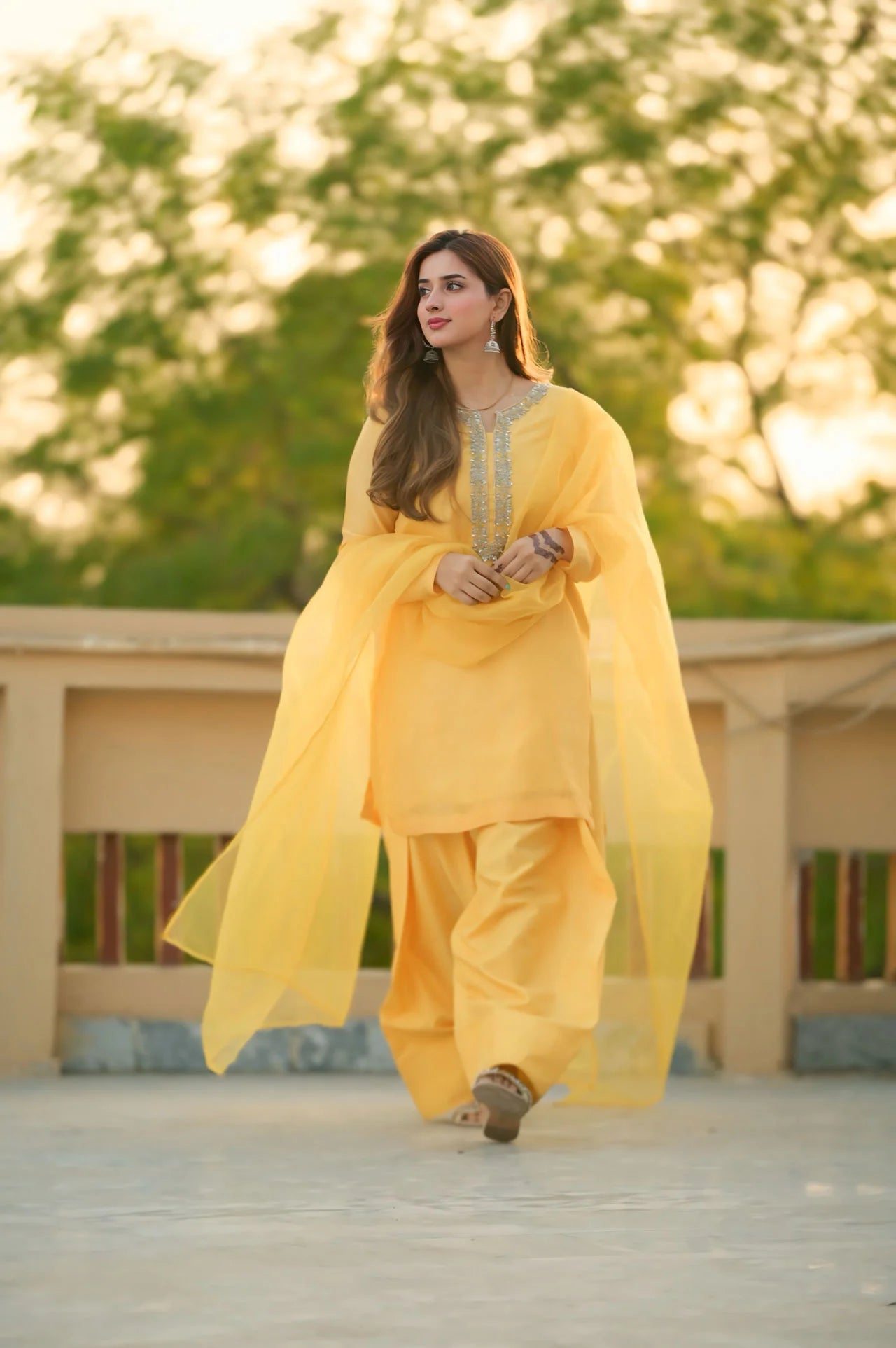 Reeha – Yellow