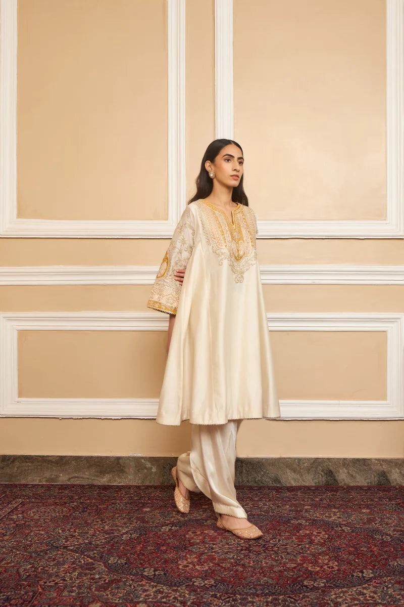 Mohsina - Daisy Ivory Short Kalidaar Choga With Salwar