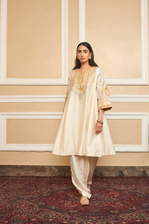 Mohsina - Daisy Ivory Short Kalidaar Choga With Salwar