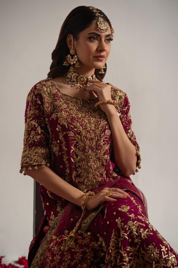 Noorain Magenta pink
