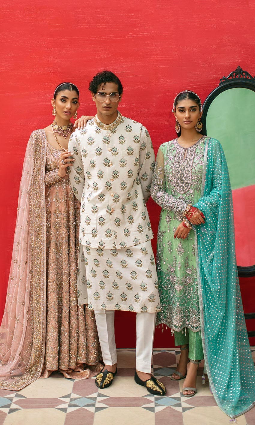Deliciated Soft Pink Wedding Pakistani Pishwas