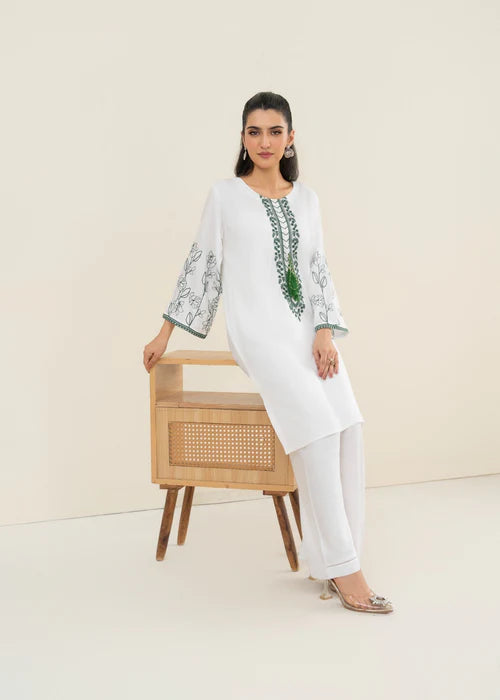 EMBELLISH WHITE 2PCS