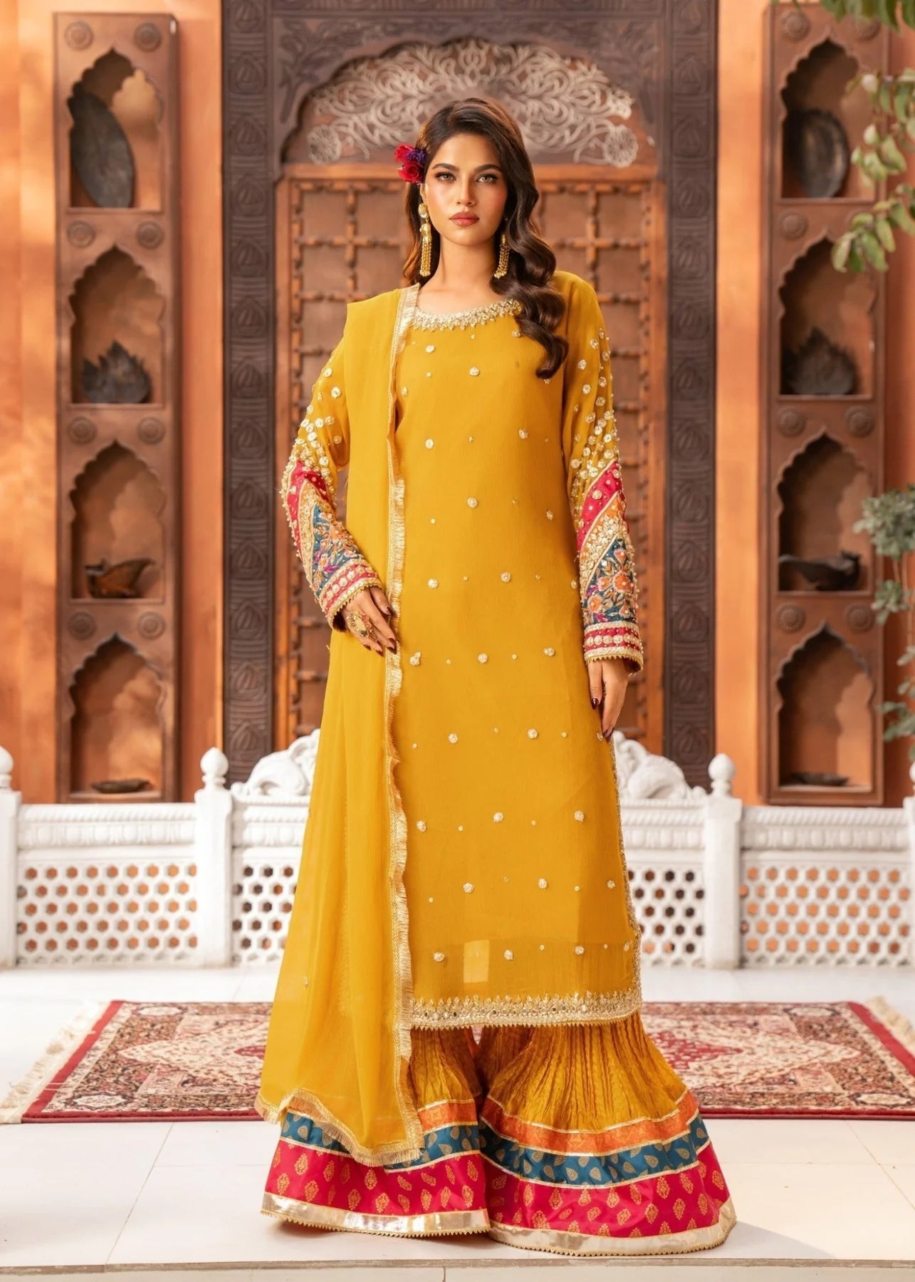 NOOR  Sharara