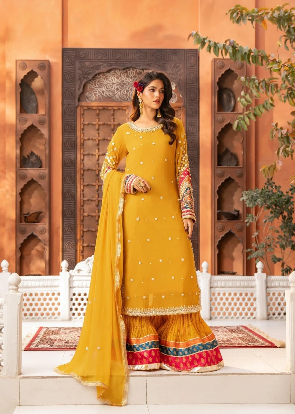 NOOR  Sharara