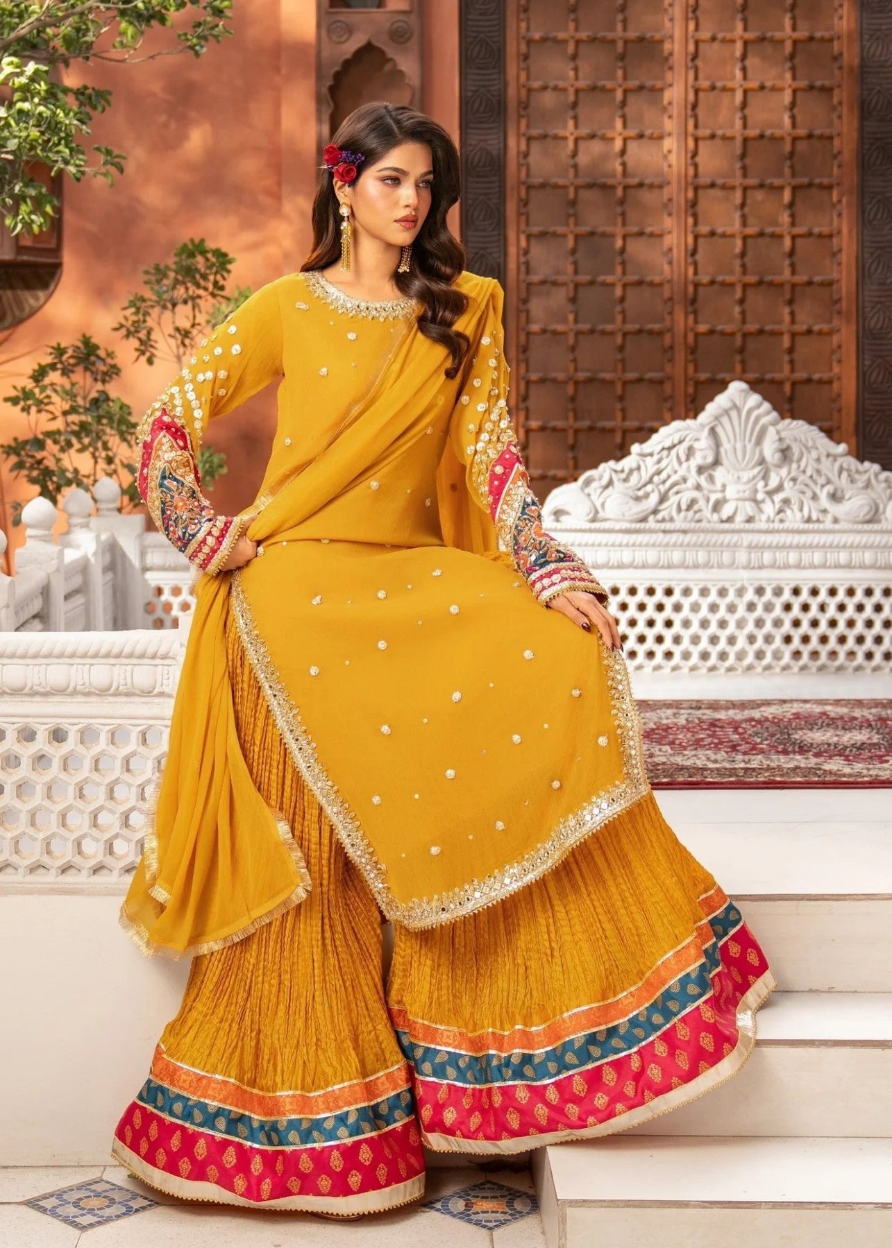 NOOR  Sharara
